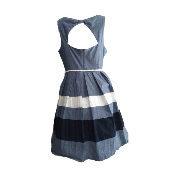 NWOT Fit & Flare, Keyhole Back, Color Blocking Dress - Corey P. (US 16) ❧ - Picture 4 of 5